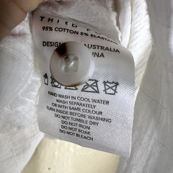 THIRD FORM Cloud Wrap Up Blouse Wrap Around Waist Cropped Open Back White 4 - Picture 5 of 5